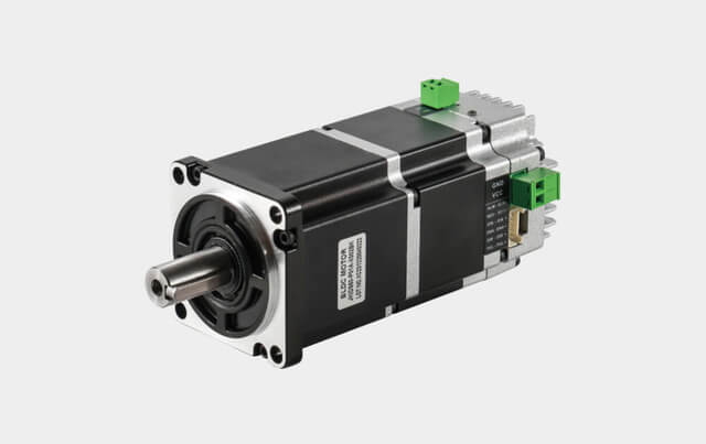 Servo Motors integrados