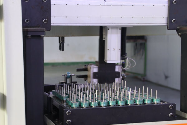 Automatic Detection of Rotor Outer Circles